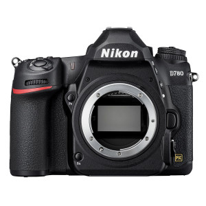 Nikon D780 Body + SD 64GB Lexar Pro 667x Nital